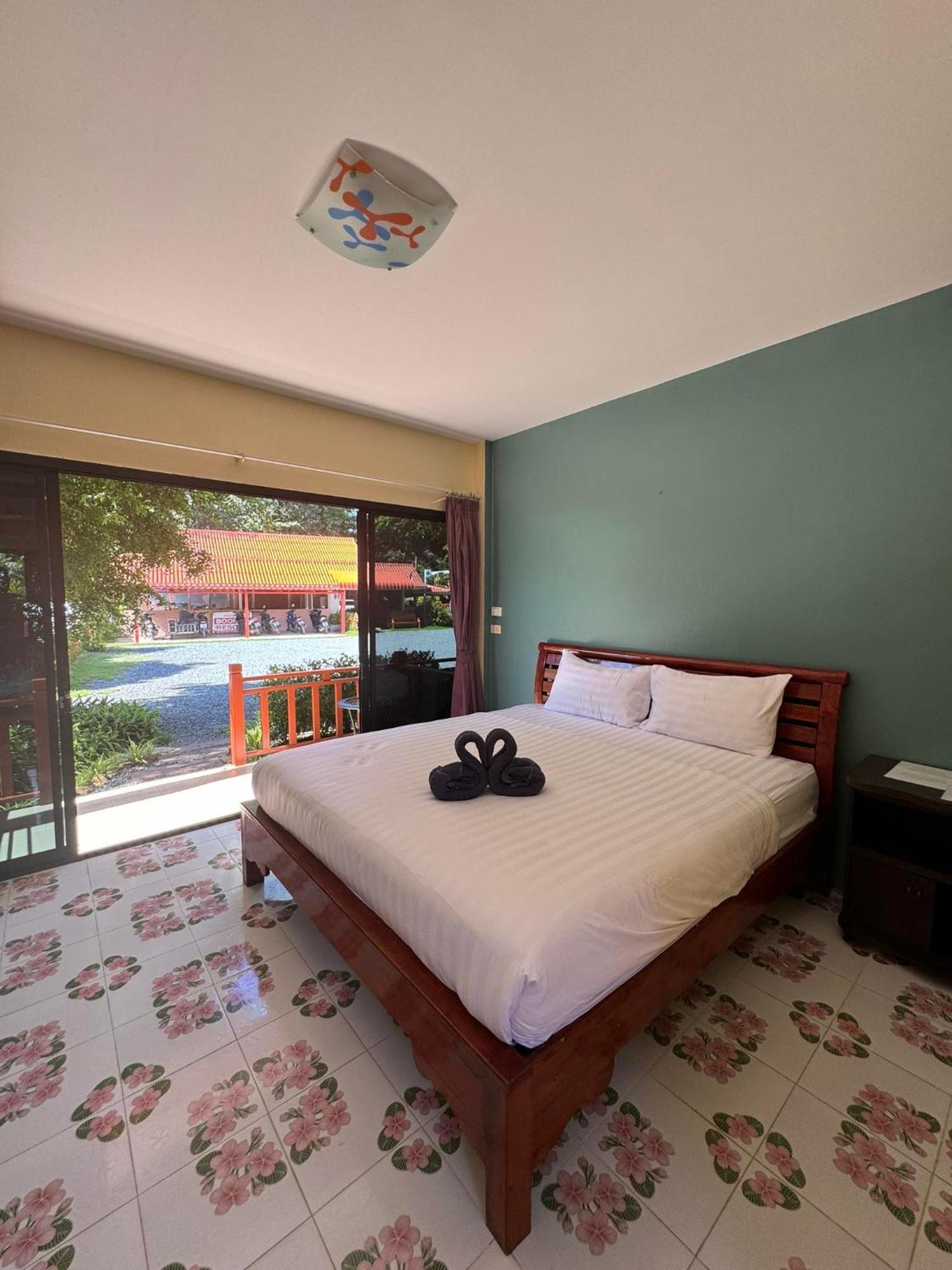 Boonya Resort Ко Чанг Екстериор снимка